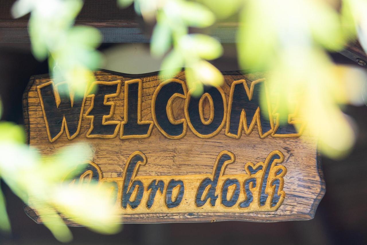 Soba I Apartman Dula Ogulin Buitenkant foto